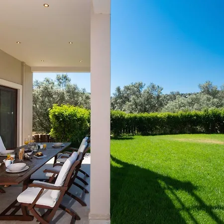 Апартаменты Enastron Private Mansion *