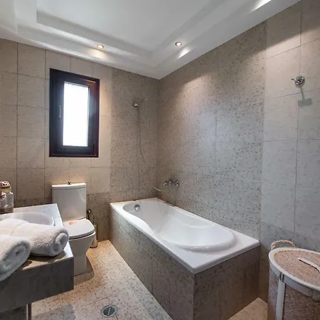 Enastron Private Mansion *