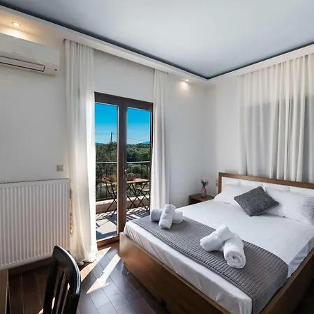 Enastron Private Mansion Апартаменты Цукаладес