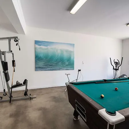 Enastron Private Mansion Апартаменты